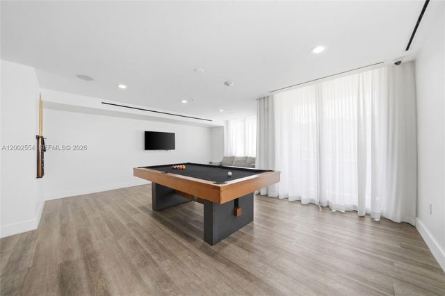 110 N Federal Hwy 1401, Fort Lauderdale, FL 33301