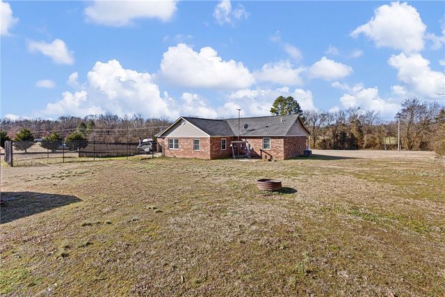 1136 River Road, Pottsville, AR 72858