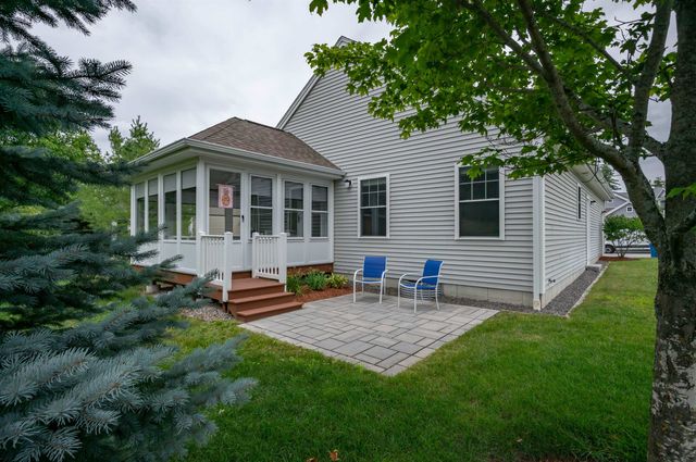 6 Elystan Circle, Nashua, NH 03064