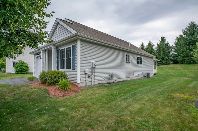 6 Elystan Circle, Nashua, NH 03064