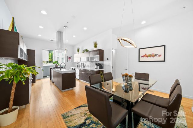 364 Viburnum Way Court, Charlotte, NC 28208