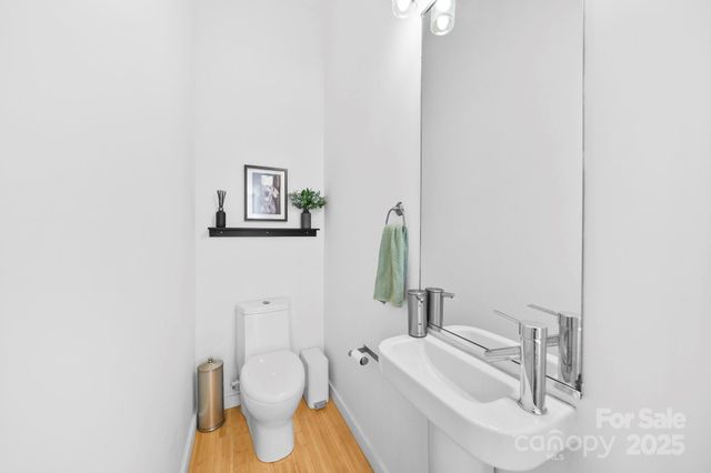 364 Viburnum Way Court, Charlotte, NC 28208