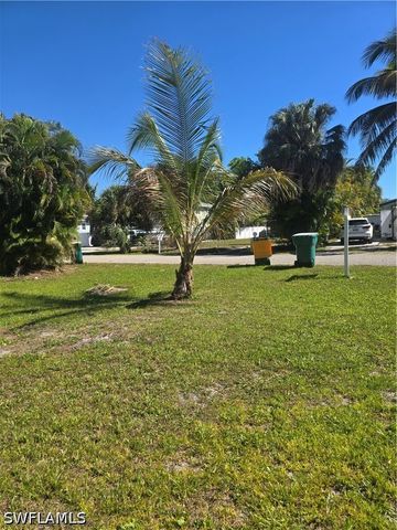 3023 Andrews AVE, Naples, FL 34112