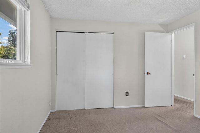 1006 S DICKEY St, Spokane Valley, WA 99212