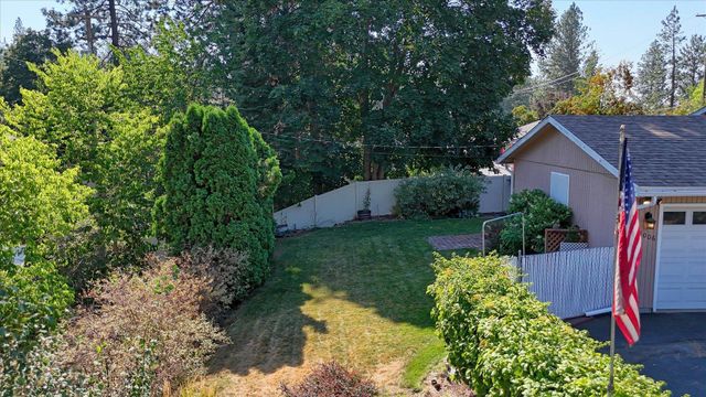 1006 S DICKEY St, Spokane Valley, WA 99212