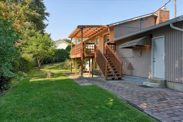 1006 S DICKEY St, Spokane Valley, WA 99212