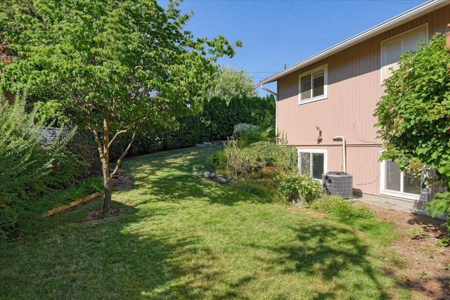 1006 S DICKEY St, Spokane Valley, WA 99212