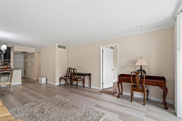 4345 Trevi Ct 202, Lake Worth, FL 33467