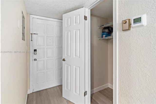 4345 Trevi Ct 202, Lake Worth, FL 33467