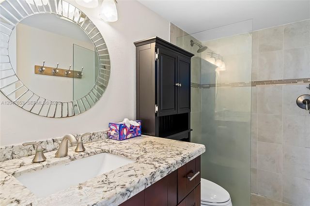 4345 Trevi Ct 202, Lake Worth, FL 33467