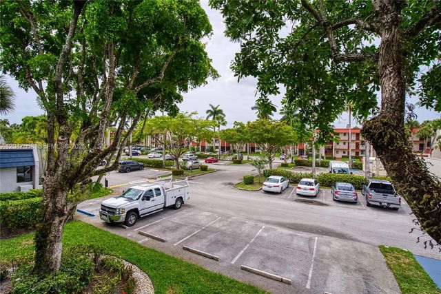 4345 Trevi Ct 202, Lake Worth, FL 33467