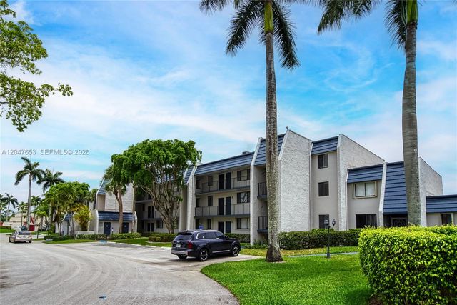 4345 Trevi Ct 202, Lake Worth, FL 33467