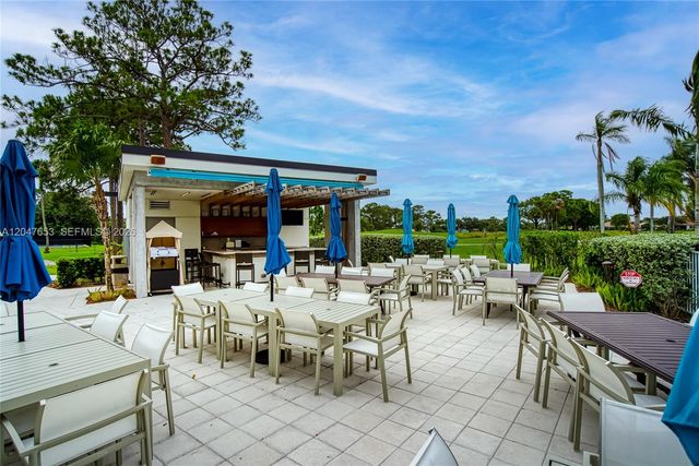 4345 Trevi Ct 202, Lake Worth, FL 33467