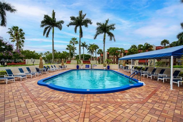 4345 Trevi Ct 202, Lake Worth, FL 33467