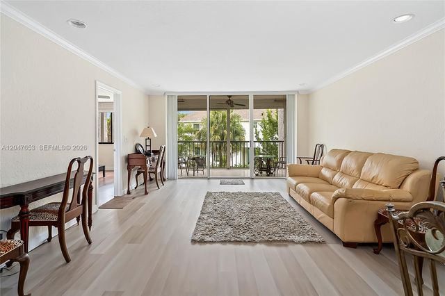 4345 Trevi Ct 202, Lake Worth, FL 33467