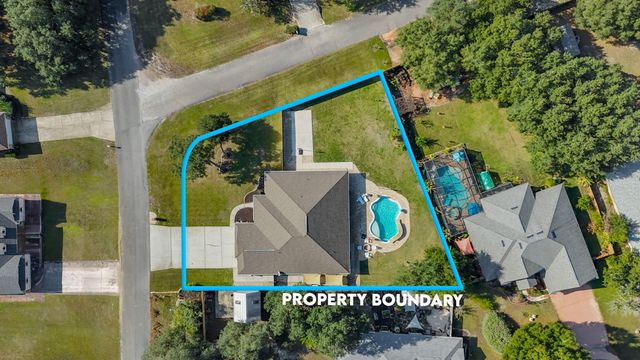 2365 Crescent Road, Navarre, FL 32566