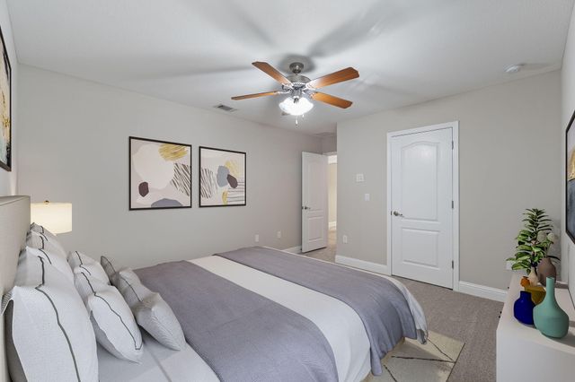 2365 Crescent Road, Navarre, FL 32566