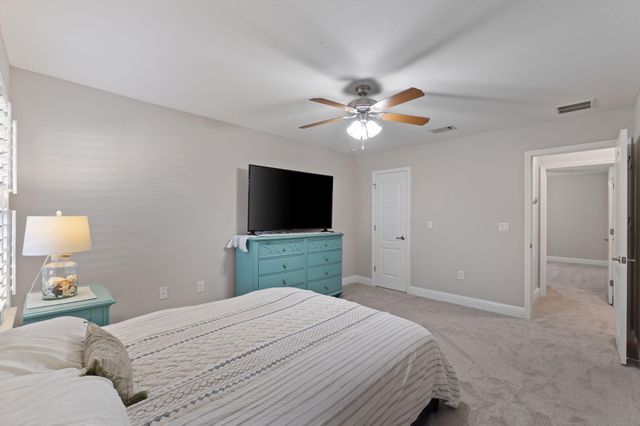 2365 Crescent Road, Navarre, FL 32566