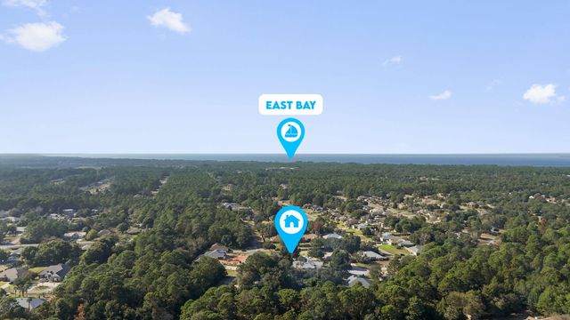 2365 Crescent Road, Navarre, FL 32566