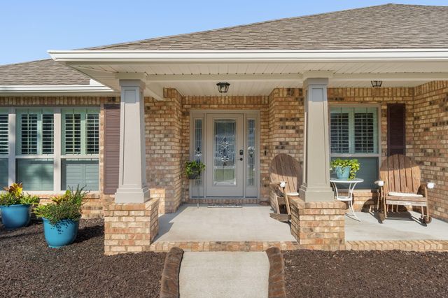 2365 Crescent Road, Navarre, FL 32566