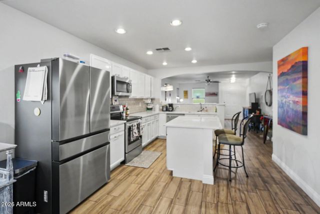 2946 S MANDY Circle, Mesa, AZ 85212