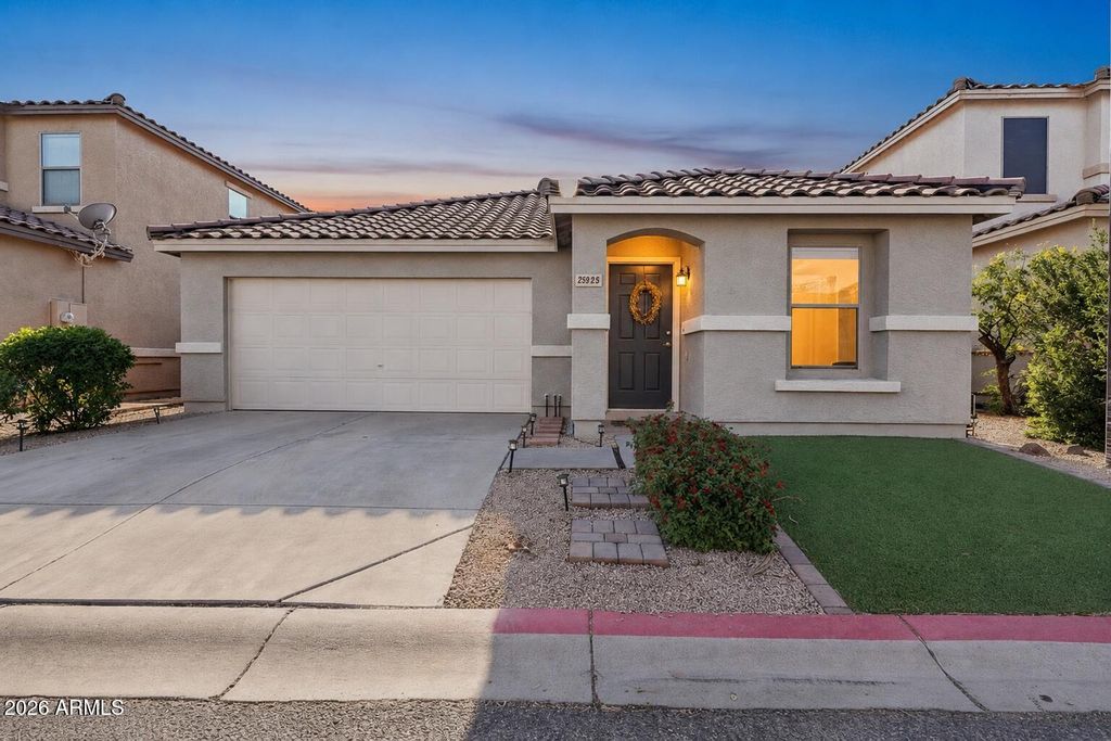 2946 S MANDY Circle, Mesa, AZ 85212