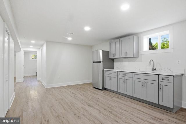 6620 NAPOLI RD, Temple Hills, MD 20748