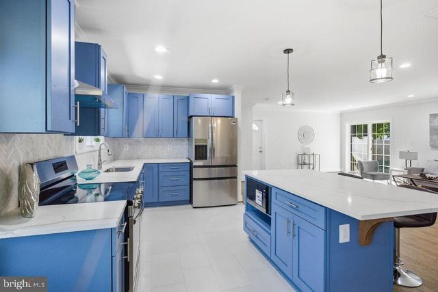 6620 NAPOLI RD, Temple Hills, MD 20748