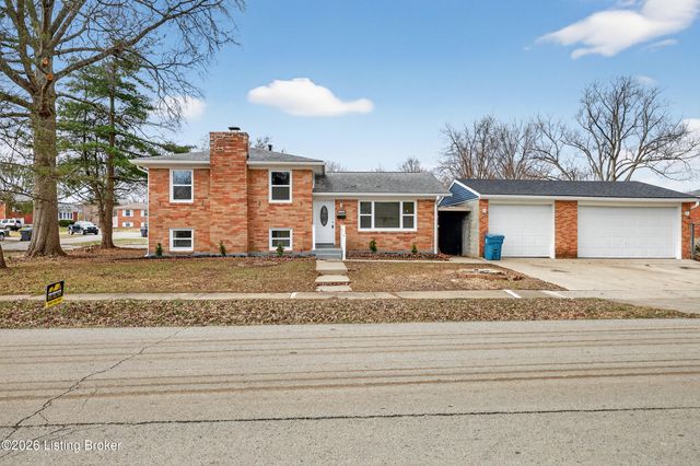 10022 Normie Ln, Louisville, KY 40229