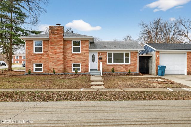 10022 Normie Ln, Louisville, KY 40229