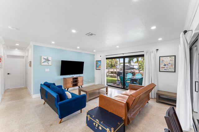 731 SE 5th Avenue, Pompano Beach, FL 33060