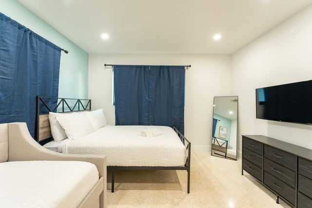 731 SE 5th Avenue, Pompano Beach, FL 33060