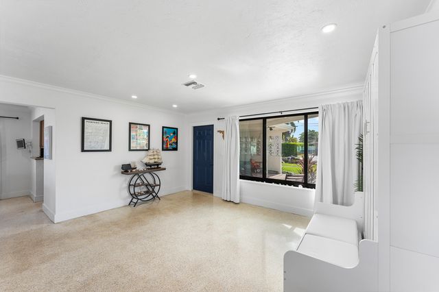 731 SE 5th Avenue, Pompano Beach, FL 33060