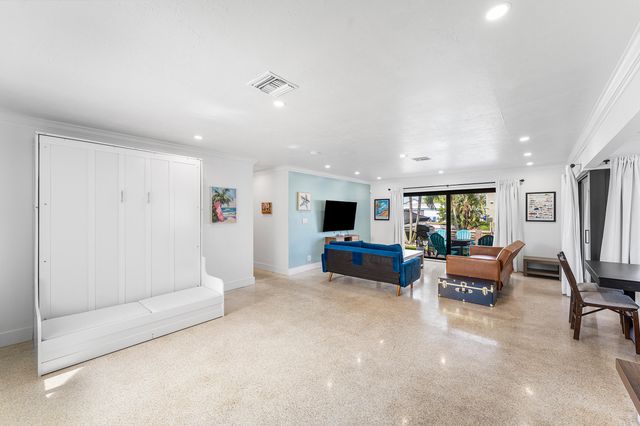 731 SE 5th Avenue, Pompano Beach, FL 33060