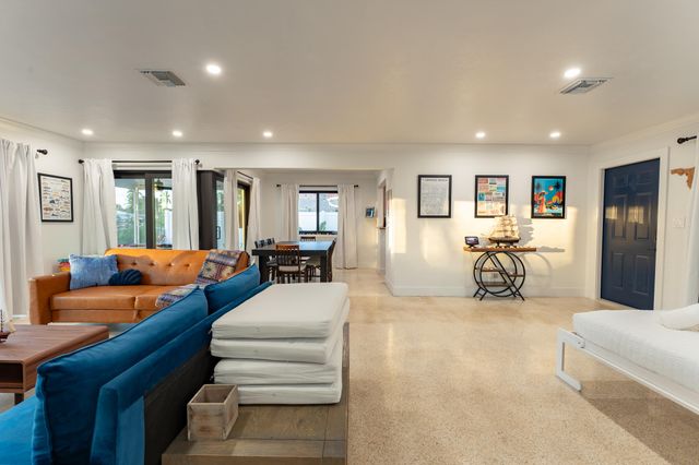 731 SE 5th Avenue, Pompano Beach, FL 33060