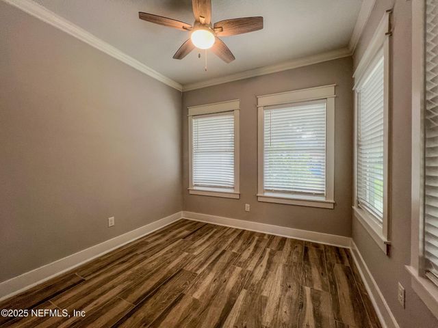 4325 APPLETON Avenue, Jacksonville, FL 32210