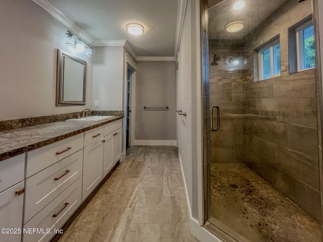 4325 APPLETON Avenue, Jacksonville, FL 32210