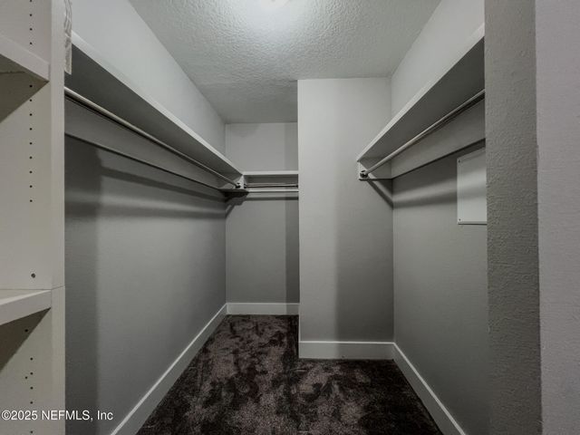 4325 APPLETON Avenue, Jacksonville, FL 32210