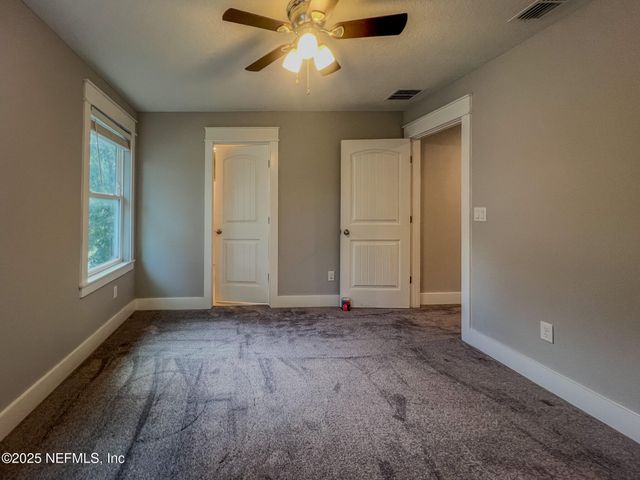 4325 APPLETON Avenue, Jacksonville, FL 32210