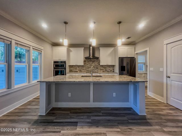 4325 APPLETON Avenue, Jacksonville, FL 32210