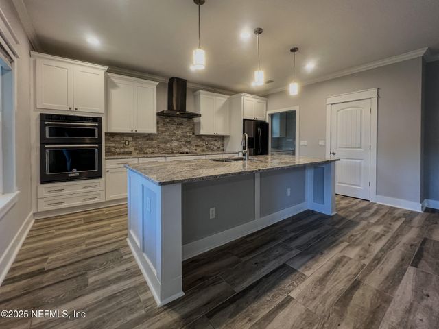 4325 APPLETON Avenue, Jacksonville, FL 32210