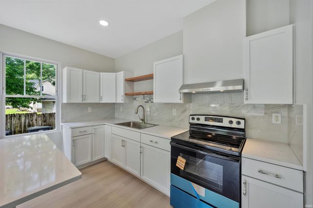 1659 S Evans Avenue, Evansville, IN 47713