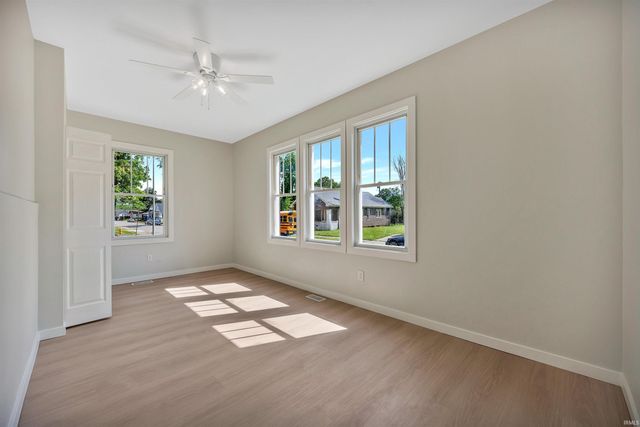 1659 S Evans Avenue, Evansville, IN 47713