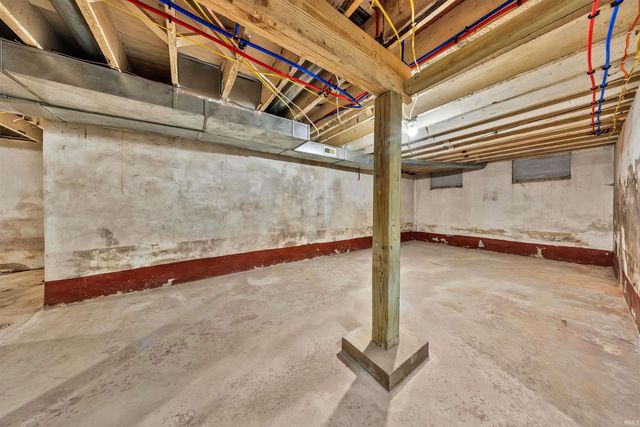 1659 S Evans Avenue, Evansville, IN 47713