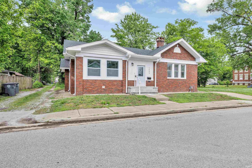 1659 S Evans Avenue, Evansville, IN 47713