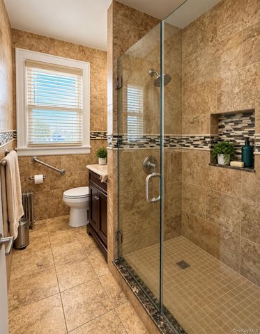 7808 64th Place, Glendale, NY 11385