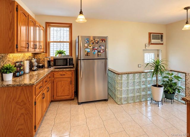 7808 64th Place, Glendale, NY 11385