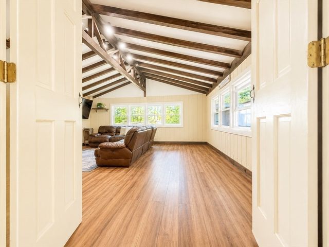 77 Center St, Carver, MA 02330