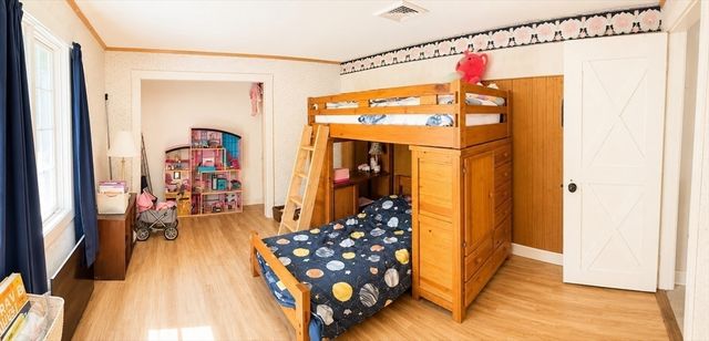 77 Center St, Carver, MA 02330