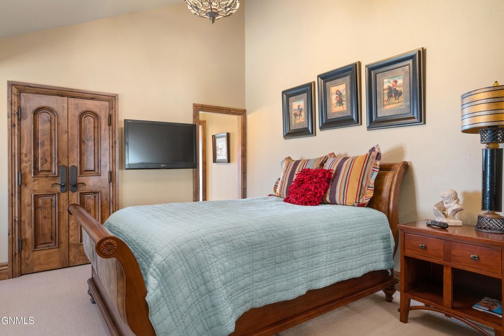 4910 Lakewood Drive SE, Mandan, ND 58554 photo 48